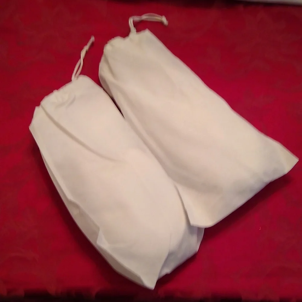 2pr ST.REGIS CAIRO EGYPT Slippers - Picture 2 of 4